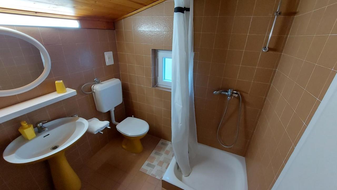 Apartment Marietta Tribalj Esterno foto